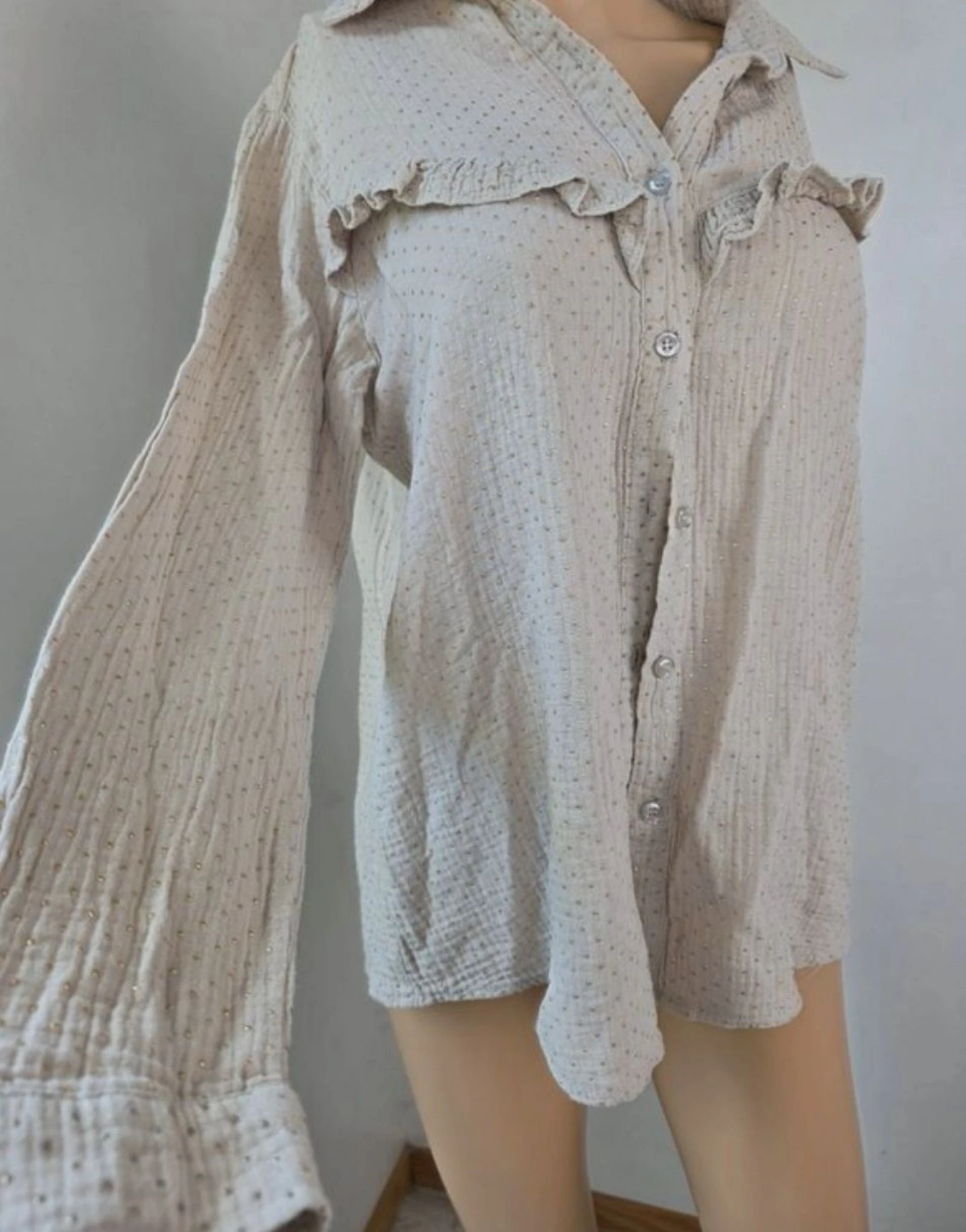 Chemise / Blouse gaze de coton beige à volants et détails dorés - Jubylee taille 36/38